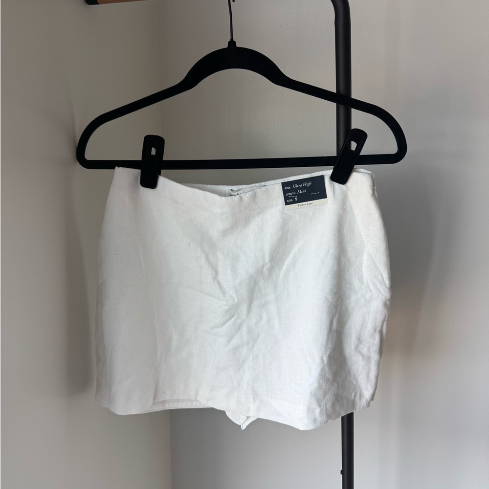 Abercrombie Linen Scarlett Mini Skort
